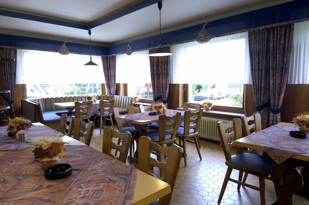 Hotel Zum Burghof Schoenberg Exterior foto